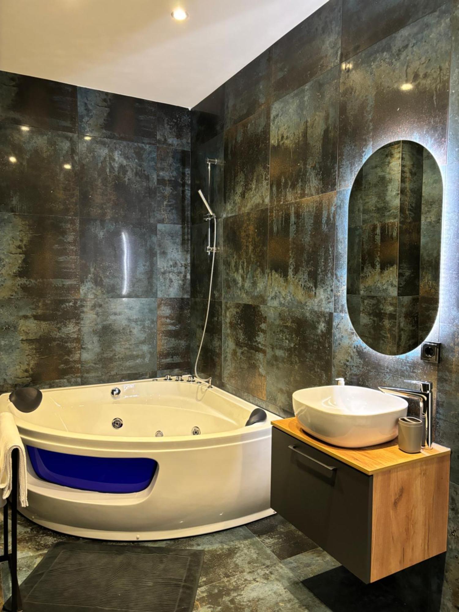 Luxus Apartment Mit Whirlpool In 킬 외부 사진