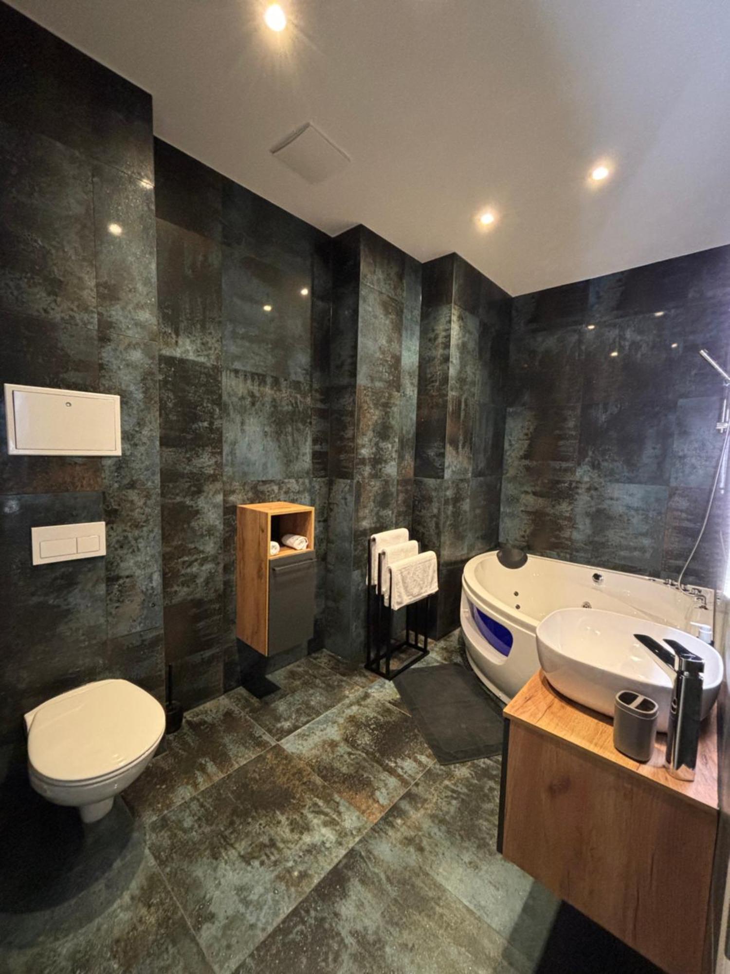 Luxus Apartment Mit Whirlpool In 킬 외부 사진
